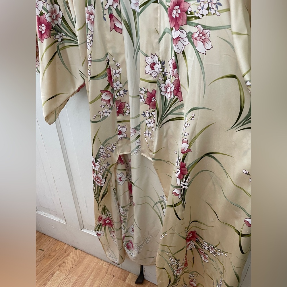 Kimono Style Robe One Size Fits Most - Picture 4 of 11